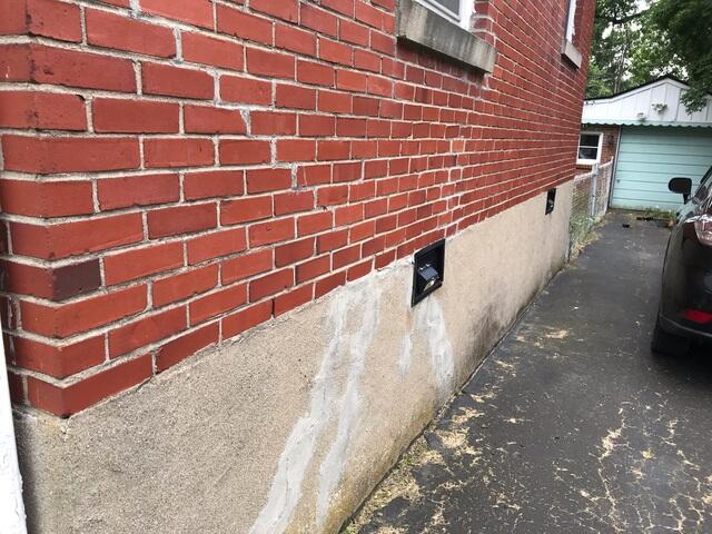 Cracking Brick on Outside of Home
