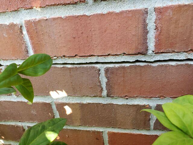 Foundation Brick Cracking