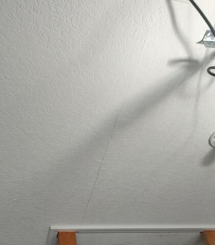 Ceiling Cracks