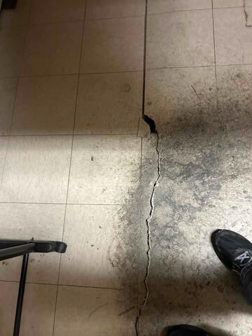 Floor Cracks