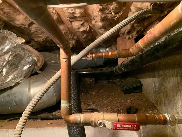 Poorly Insulated Tight Crawl Space