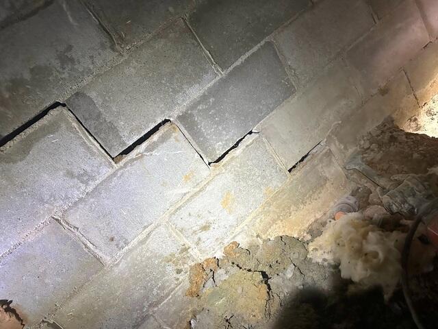 Foundation Cracks