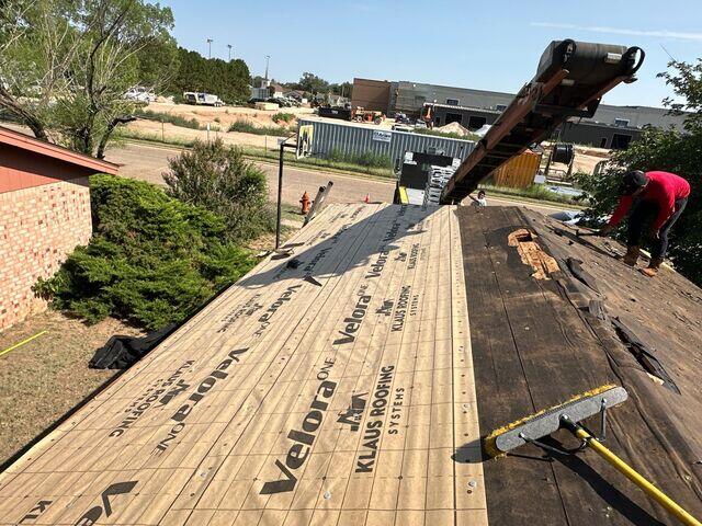 Installing the Velora One Synthetic Underlayment.