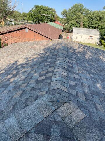 Beautiful Shingles placed on the roof.