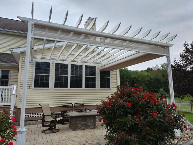 Retractable Pergola Shade