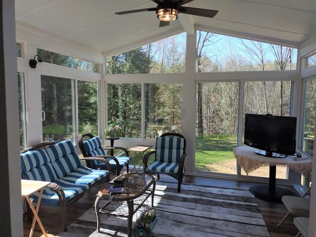 Gansevoort Sunroom Installation