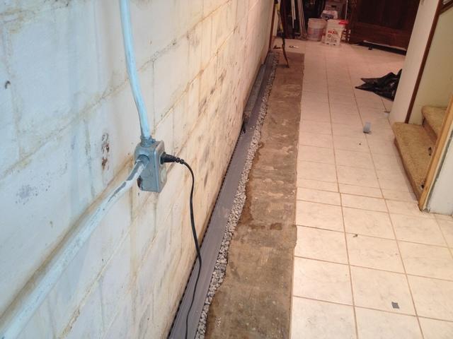 Waterguard installed along perimeter of Brandenburg, KY home