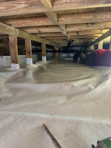 Encapsulating Crawl Space