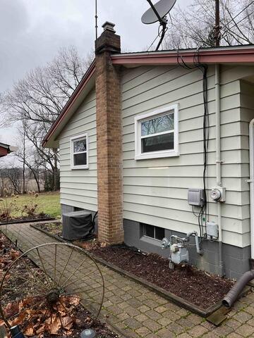 Siding Put Back On