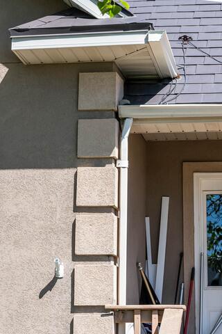 Downspout by front