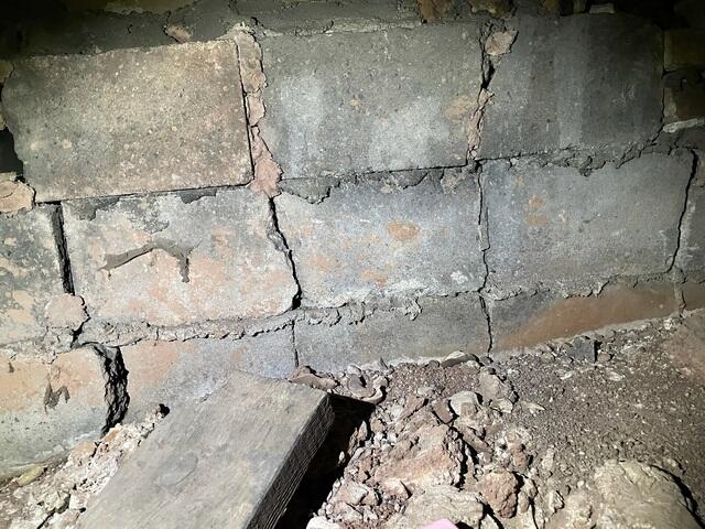 Cracked Blocks