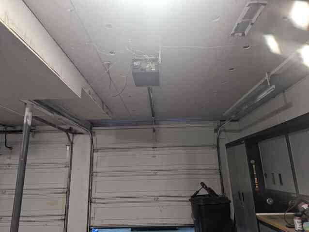 Making Sure the Entire Space is Filled with Injection Foam