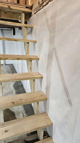 Encapsulation by stairs!
