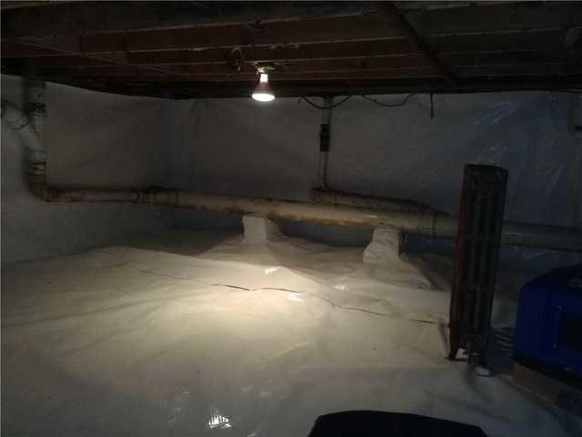 CleanSpace Keeps Crawl Spaces Dry