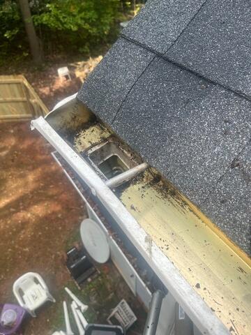 Clean Gutters