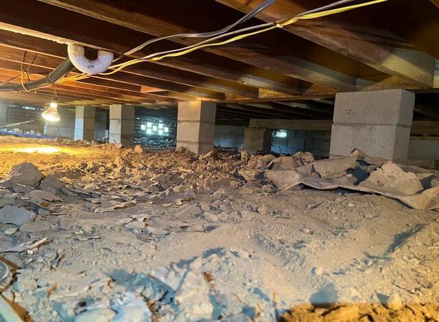 Centreville Crawl Space Before