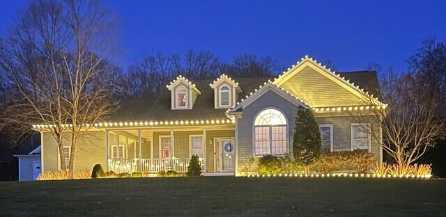 Elegant lights in North Haven, CT