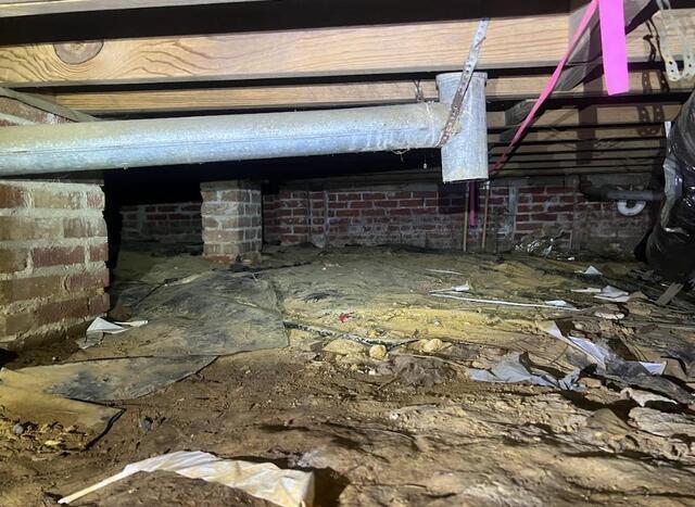 Jackson Crawl Space Before - 3