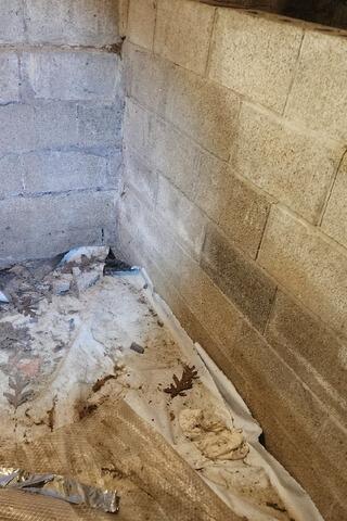 Crawl Space Before Project Begins