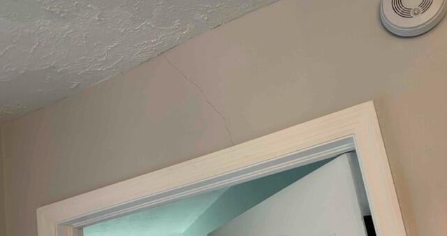 Interior Wall Cracks