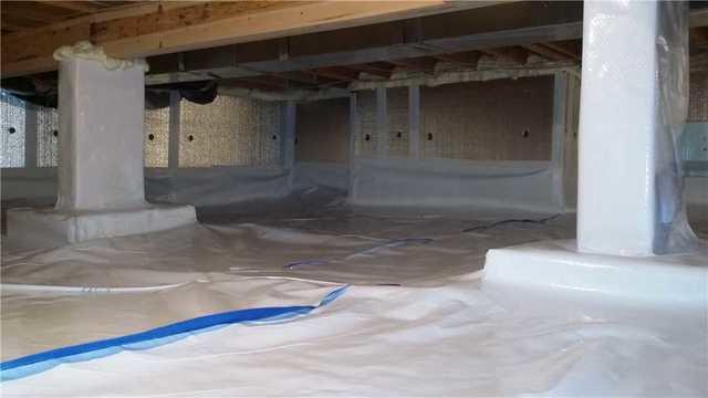 Crawl Space with CleanSpace