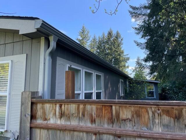 New Clog-Free Gutters in Yelm, WA