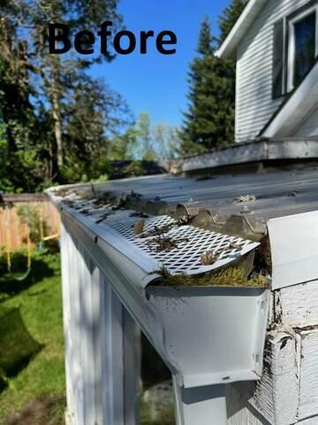 Replacing Faulty Gutter Screen & Clogged Gutters in Hillsboro