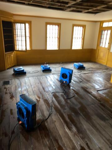 Air Movers and Dehumidifiers Installed to Control Conditions