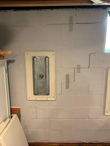 Wall Anchor