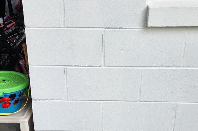 Exterior Wall Cracks