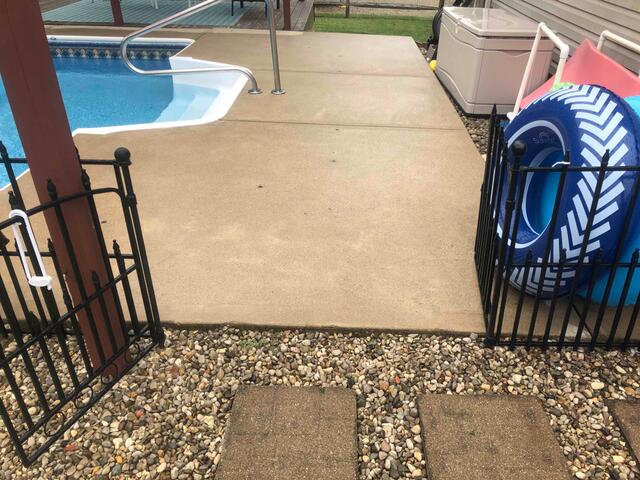 Uneven Pool Side Slabs