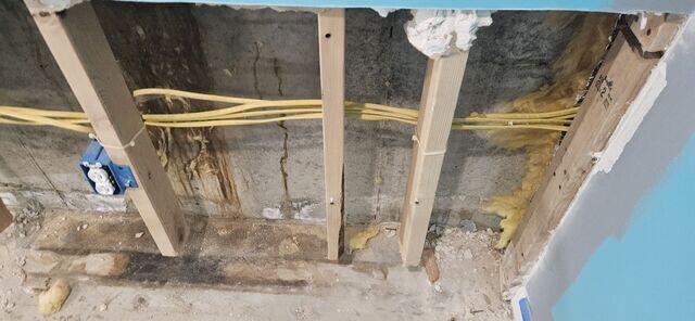 Wall Cracks
