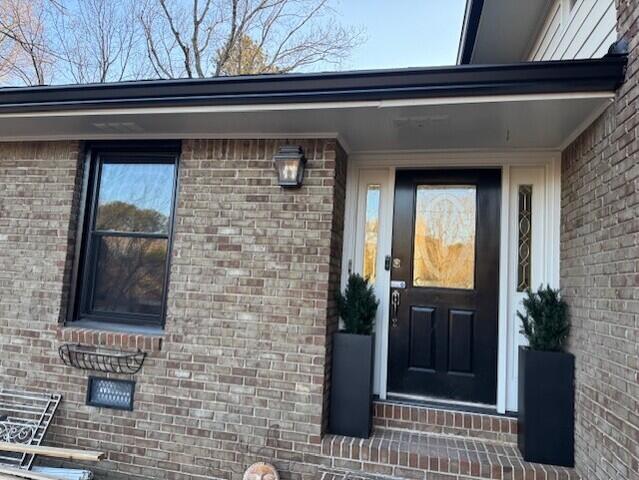What a great look for her doorway!
