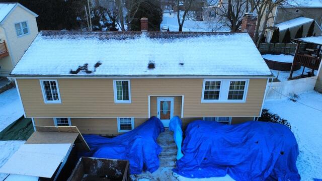 Front of House Before Roof Removal
