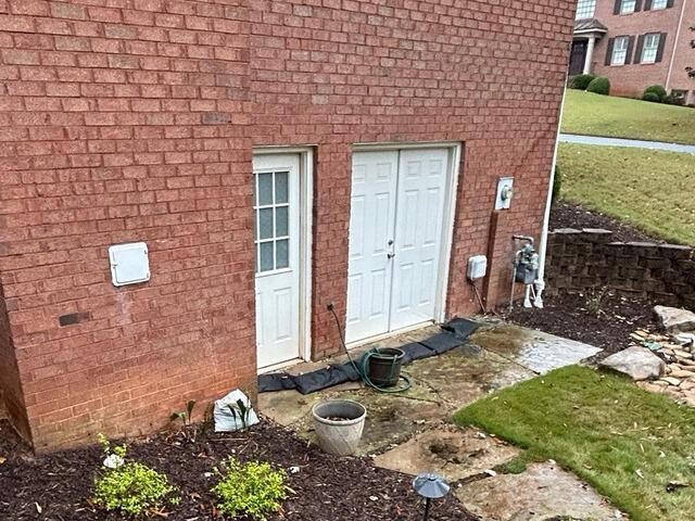 Cracks in Brick