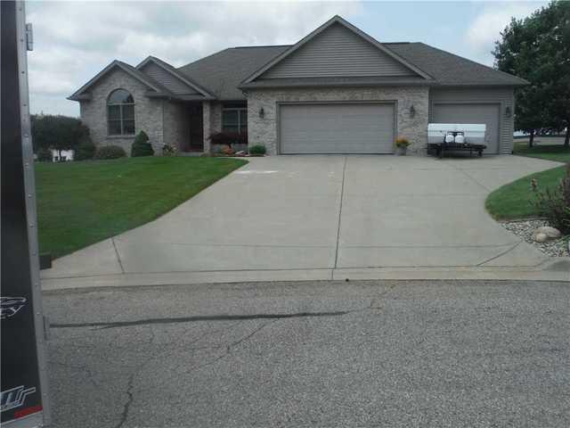 PolyLEVEL lifted driveway