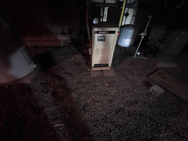 Speculator CrawlSpace Before 2