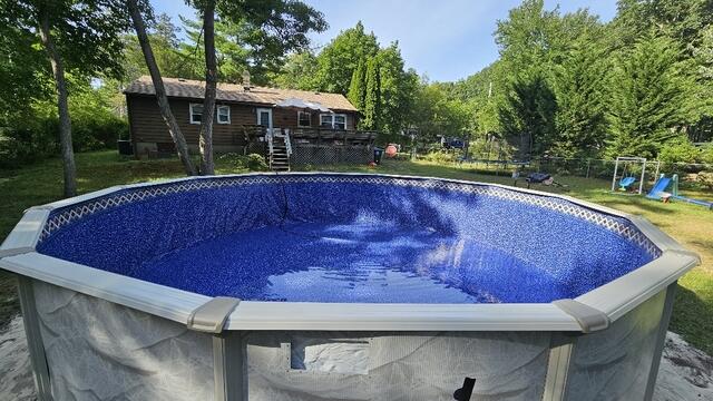 Liner, Caps and Ledges