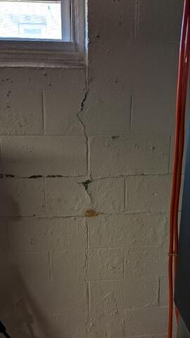 The Causes Of Wall Cracks