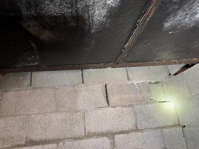 Severe Cracks