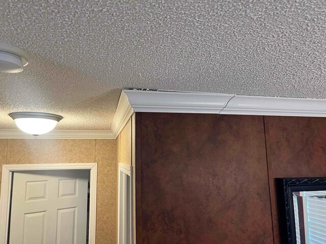 Ceiling Gap