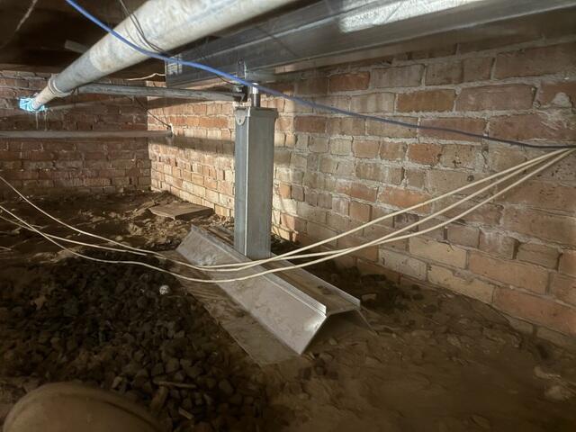 Fully Stabilized Crawl Space