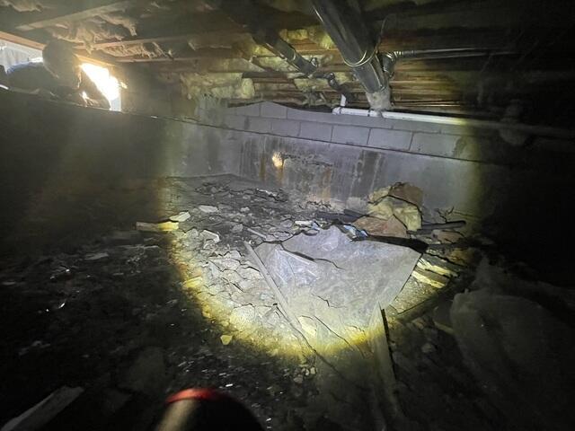 Damp Crawl Space Conditions