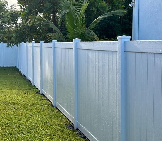 Vinyl Privacy Fence install Ruskin FL
