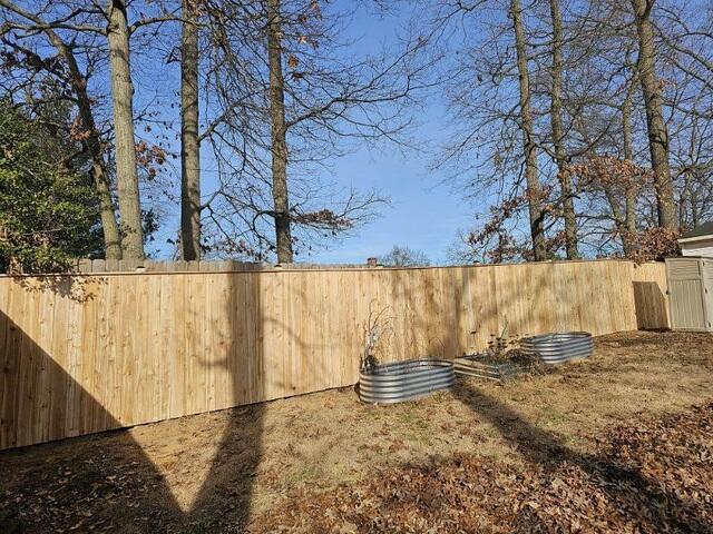Wood Privacy Fence install Sun City Center FL
