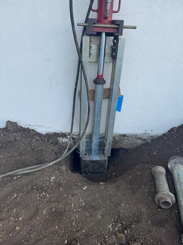 Lift Cylinder Attachment