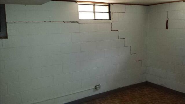 Stair Step cracks in a basement wall in Charles City, IA