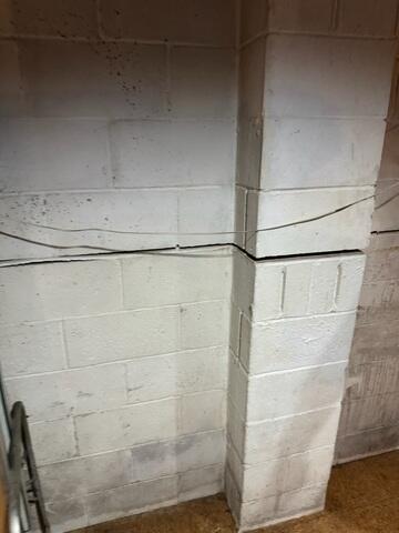 Bowing Walls