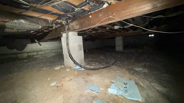 Dirt, Vented Crawl Space