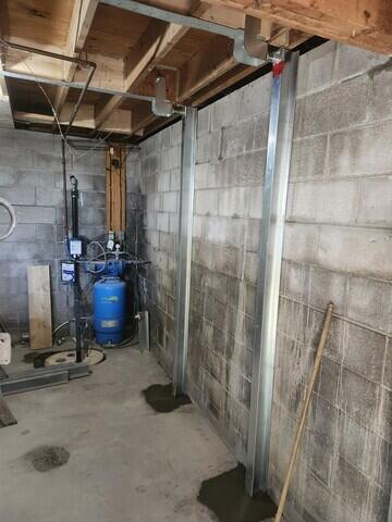 Powerbrace connected to floor system